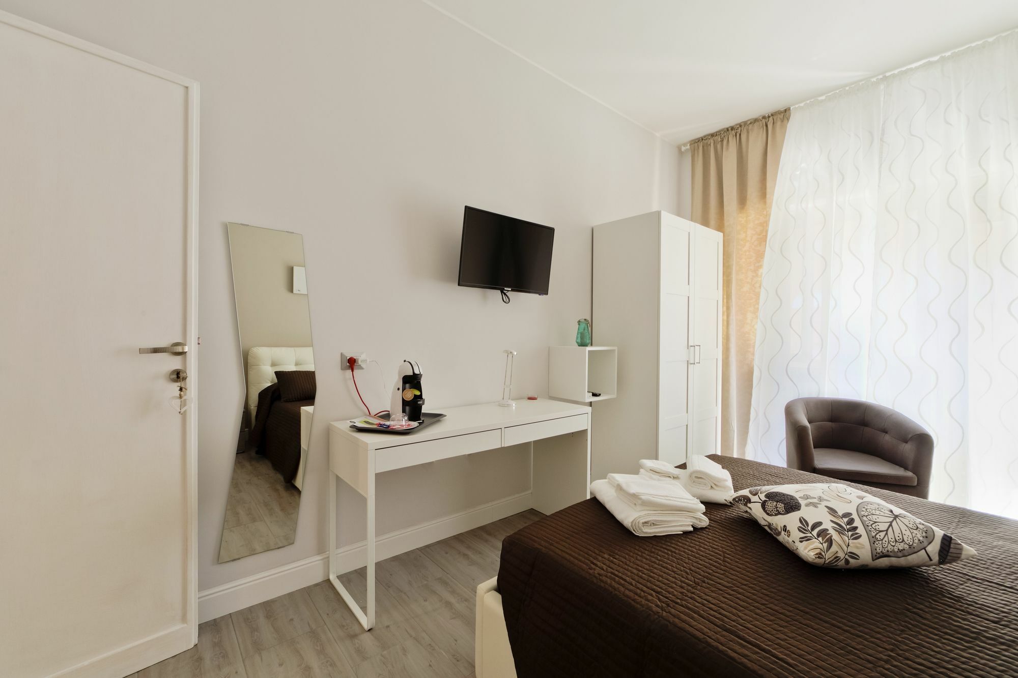 Готель Pianeta Roma 48 Екстер'єр фото